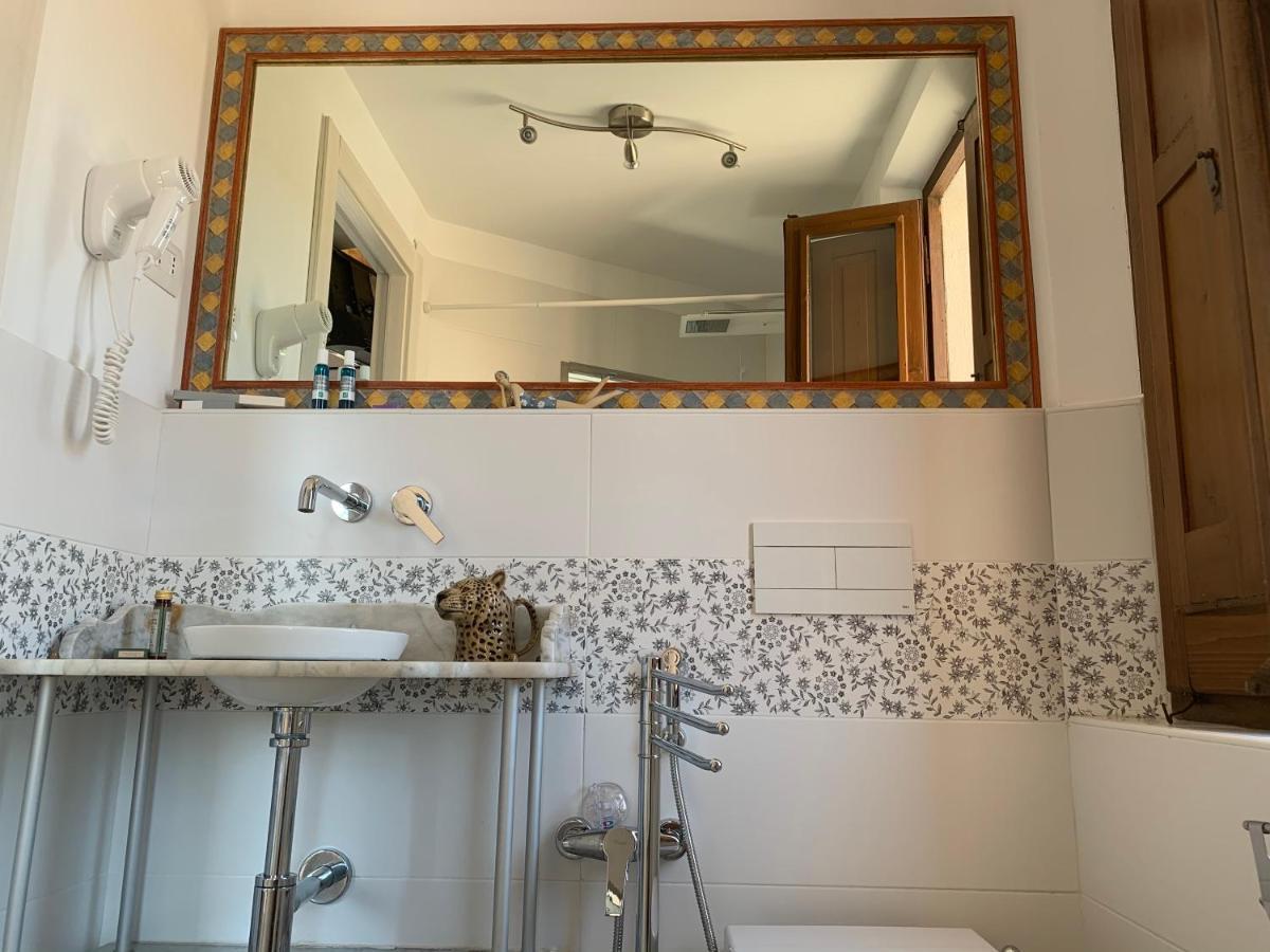 Charlotte Wix Rooms Sirolo Exterior foto